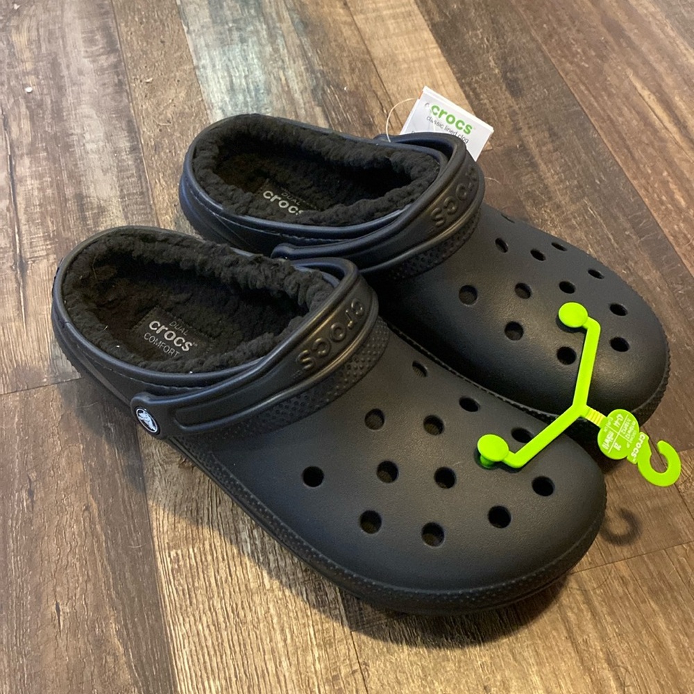 New Black Crocs with lining